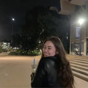 Meet your Posher, Christine